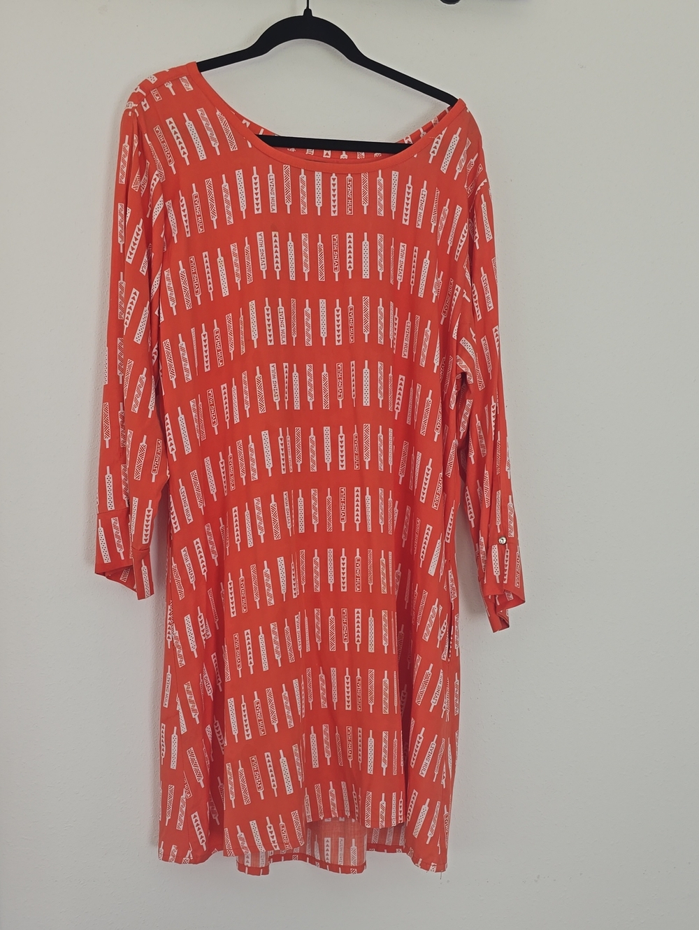 LIVING HULA. Women’s Coral Dress.